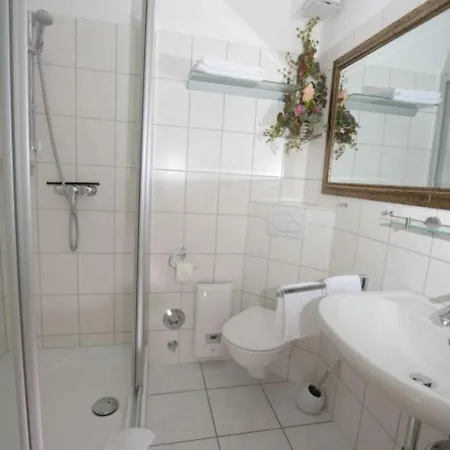 Appartamento 7-9, Marienstr, Sehr Strandnah, Suedbalkon Mit Kleinem Seeblick, 2 Zi Westerland