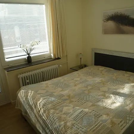 Appartamento 7-9, Marienstr, Sehr Strandnah, Suedbalkon Mit Kleinem Seeblick, 2 Zi Westerland